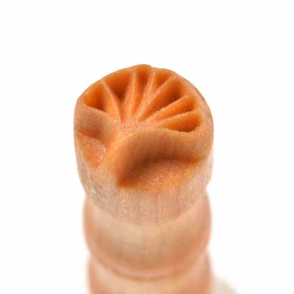 1.0cm round. Gingko leaf 