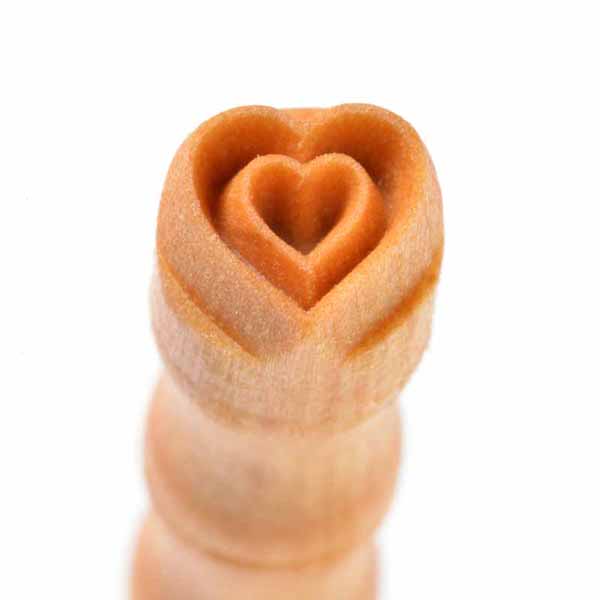 1.0cm round. Heart in heart 