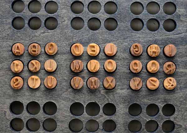 Font Set.  Fridge Notes upper case.  26 letters and 1 ampersand 