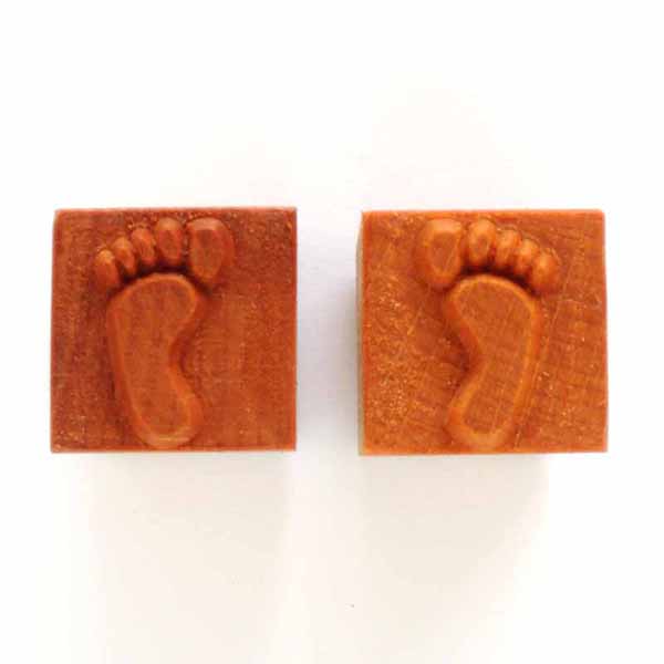 Medium Square #147 L and R footprint 