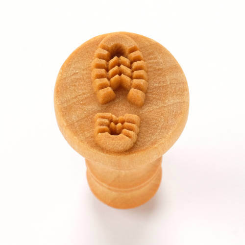 Scm (2.5 cm) Design #299. Left Boot Print. 