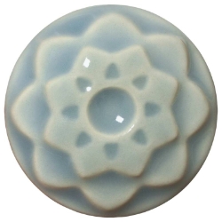 AMACO Iceberg Blue ceramic glaze